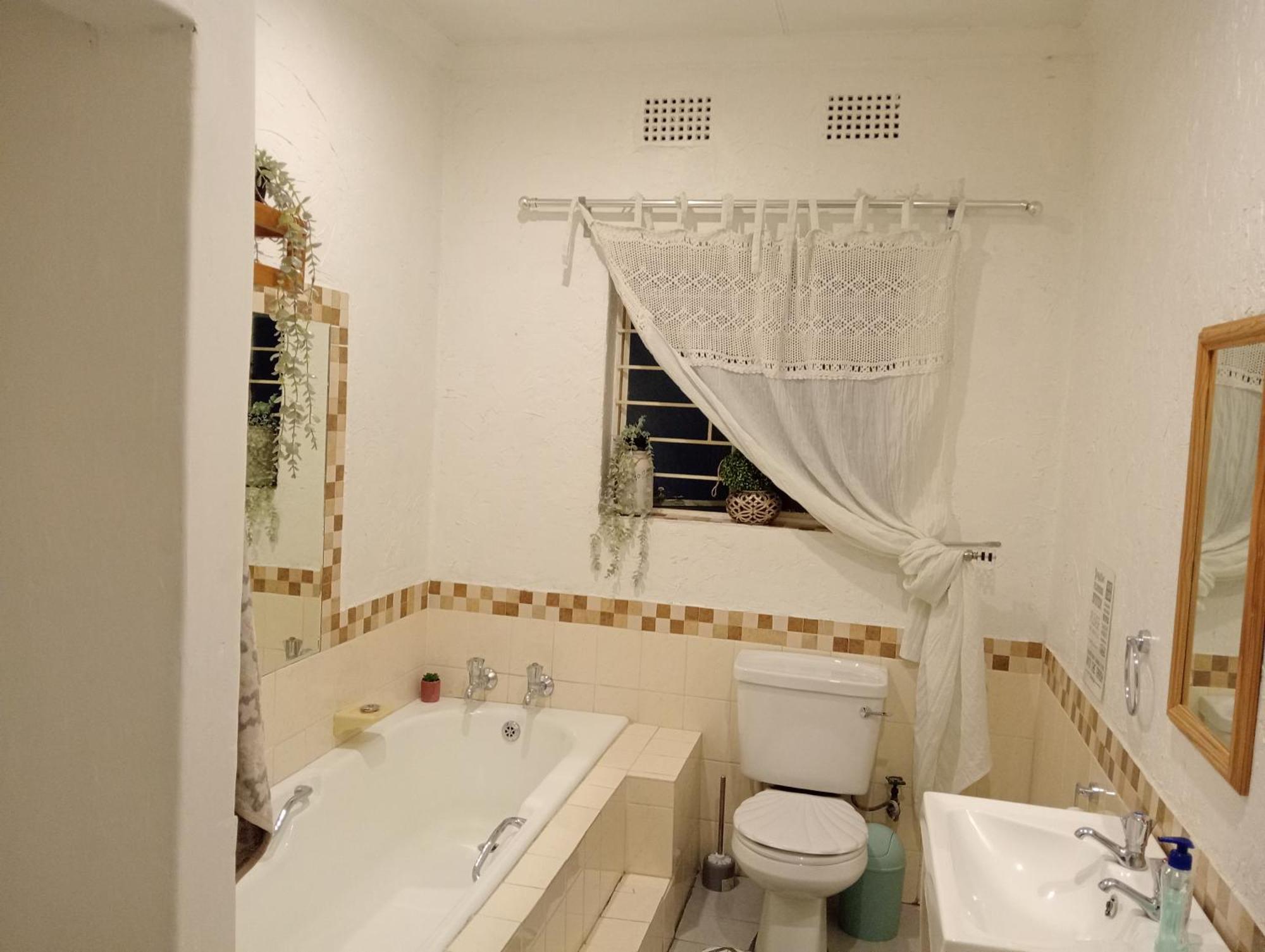 Be Our Guest Near Or Tambo International Airport Appartement Boksburg Buitenkant foto