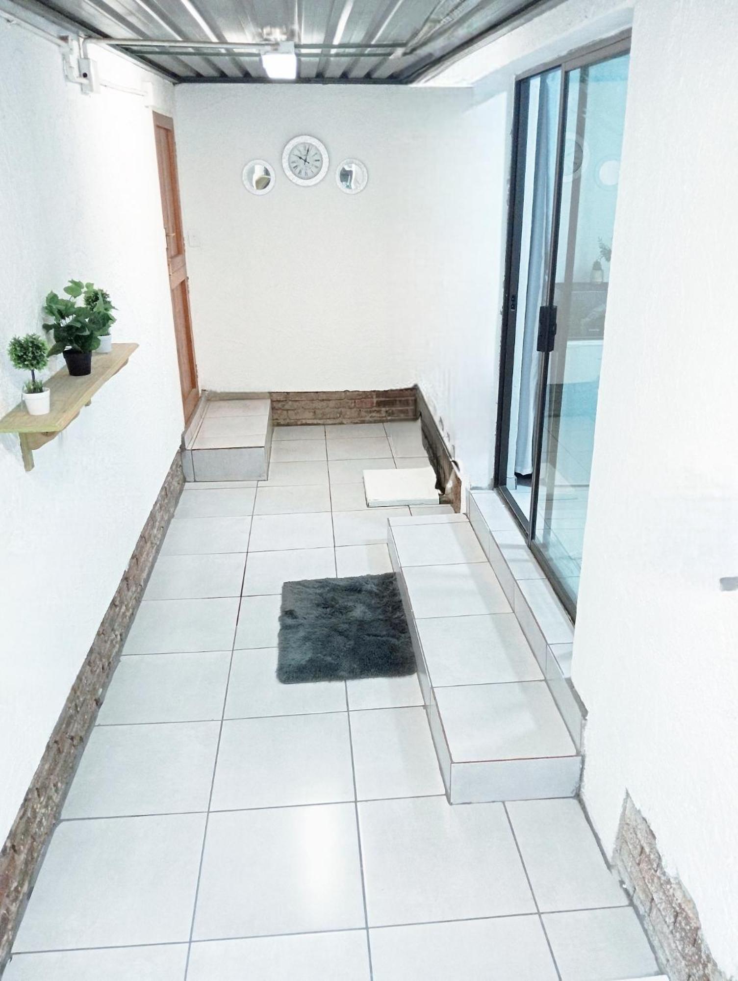 Be Our Guest Near Or Tambo International Airport Appartement Boksburg Buitenkant foto